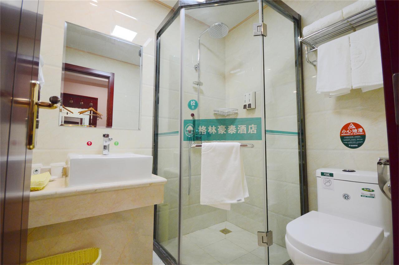 Greentree Inn Anhui Fuyang Yijing International North Door Busniess Hotel Zewnętrze zdjęcie